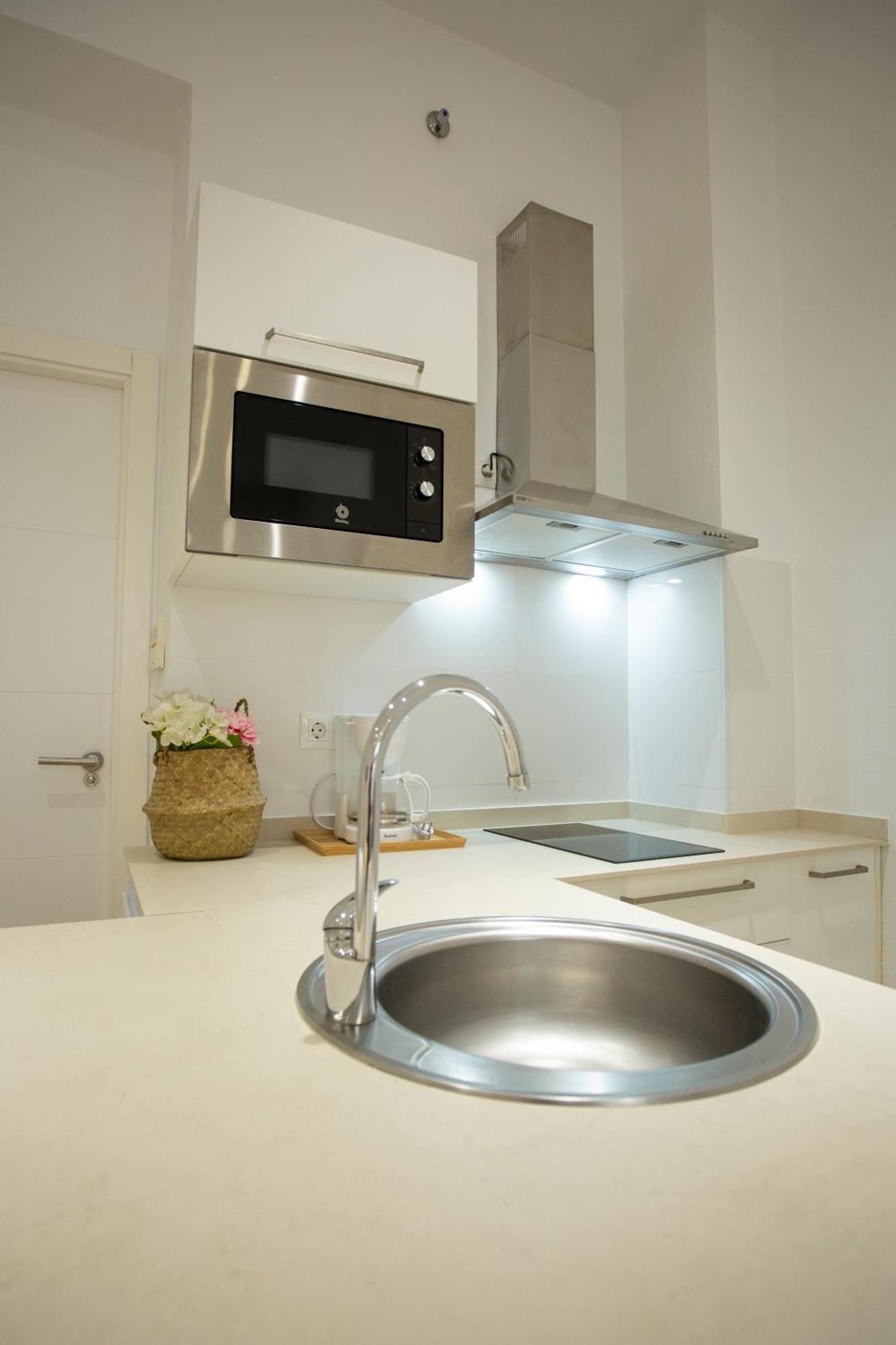 Wish Suite Cervantes Севилья Экстерьер фото