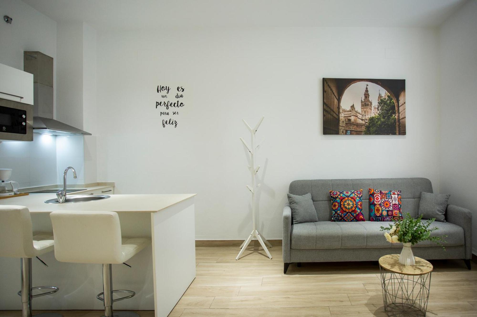 Wish Suite Cervantes Севилья Экстерьер фото