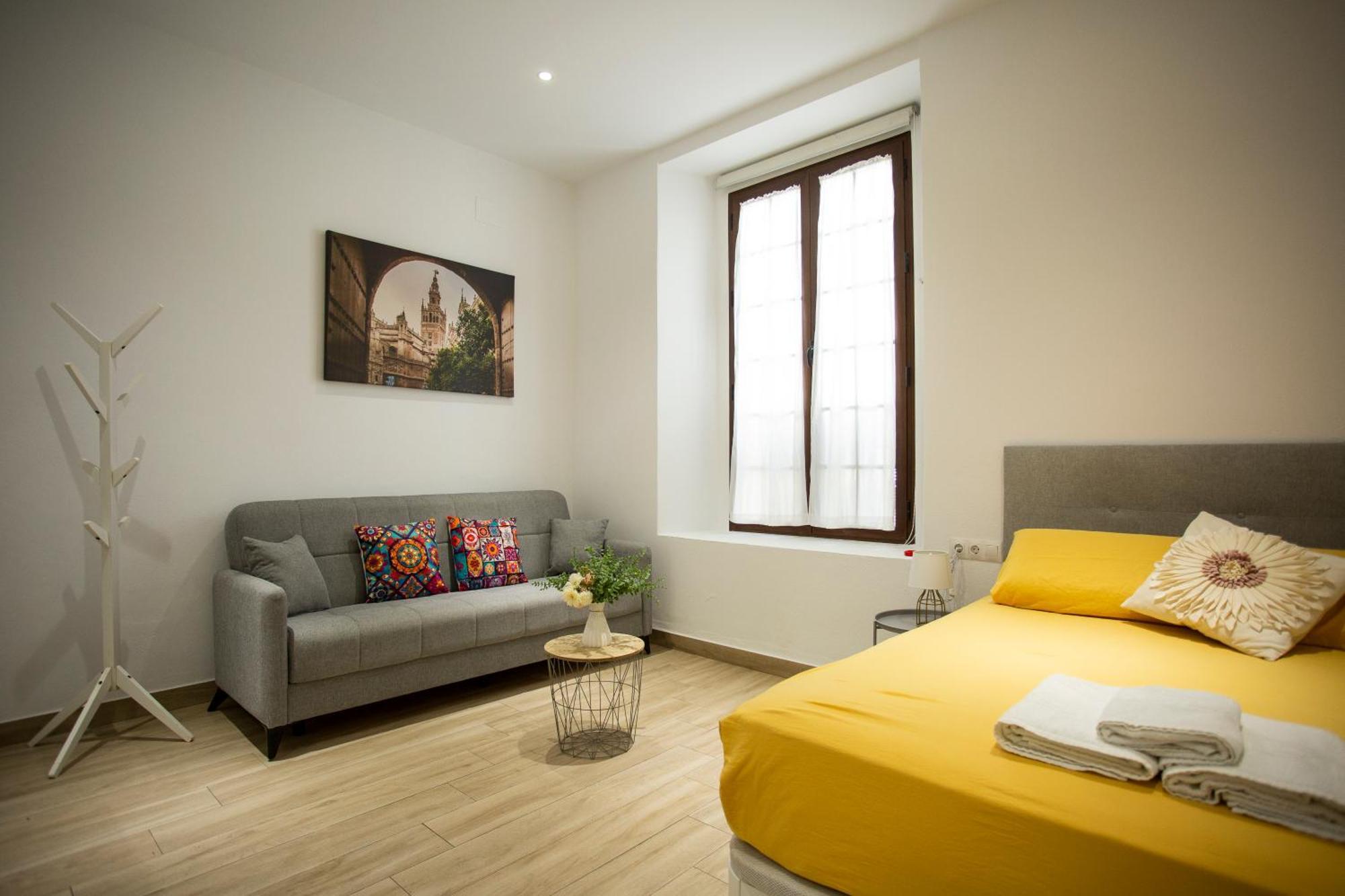 Wish Suite Cervantes Севилья Экстерьер фото